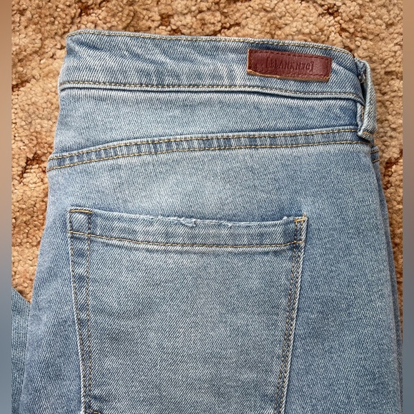 Nordstrom’s Blank NYC “The Bond” Skinny Jean - Picture 2 of 7